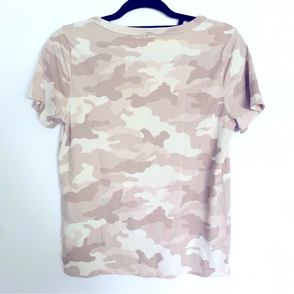 Old Navy Tan Camo Short Sleeve Tee - Picture 3 of 4